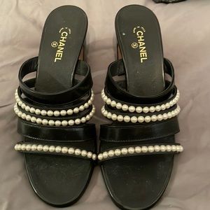Chanel slides never worn